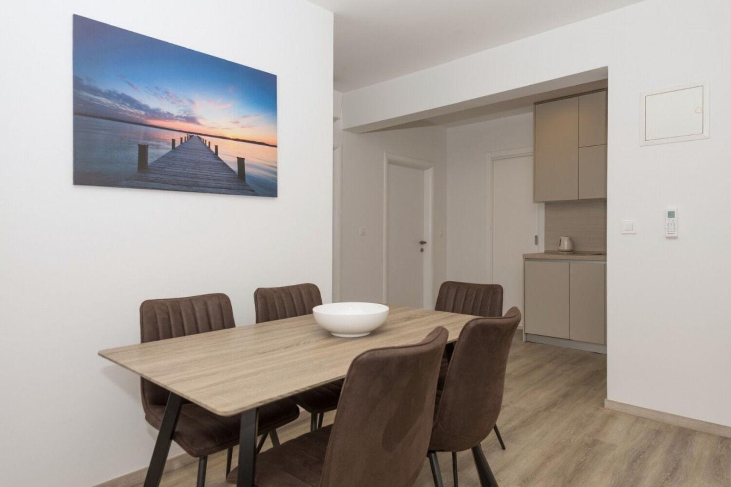 Apartments Mari - 40M From The Beach Makarska Exterior photo